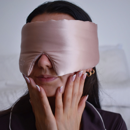 Organic Mulberry Silk Sleep Mask in Dawn Pink, image 1