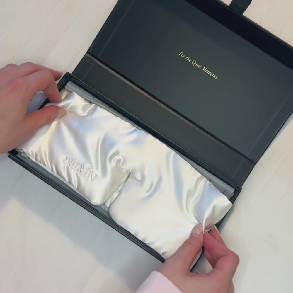 White Mulberry Silk Sleep Mask Unboxing Video